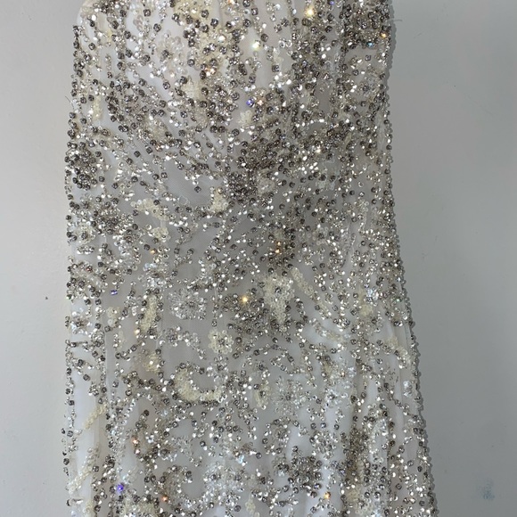 Sherri Hill Culture White Crystal Gown with Organza on the Bottom Size 2 - Picture 3 of 8